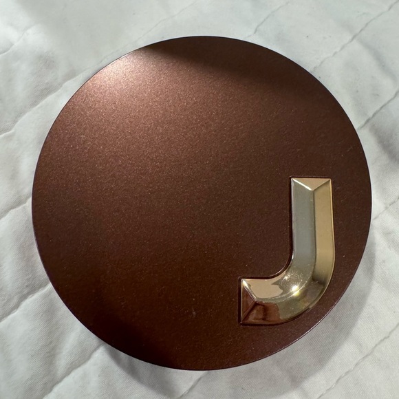 Jacklyn Hill Cosmetics bronzer in shade Vitamin D - Picture 2 of 3